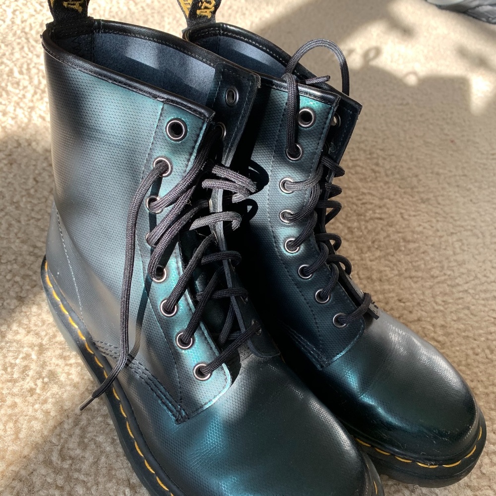 COPY - Dr. Martens size 9 Women’s 1460 Boots Shiny Green